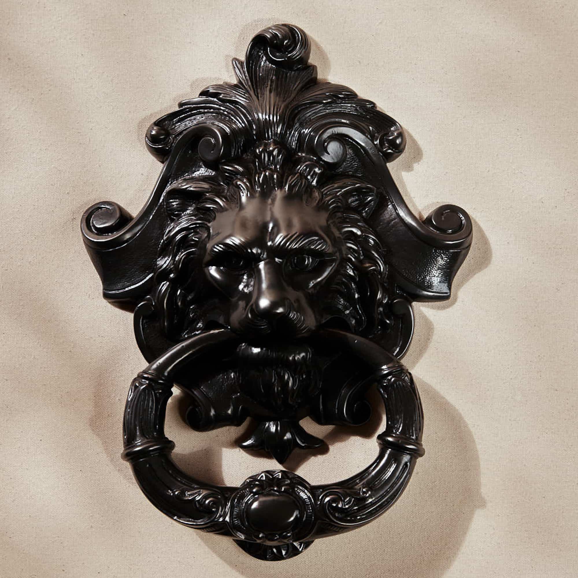 Majestic Door Knocker Taannaz